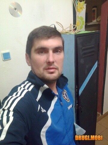  Cascais,   Volodymyr, 42 ,   ,   , c , 