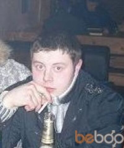  ,   Viktor, 36 ,   