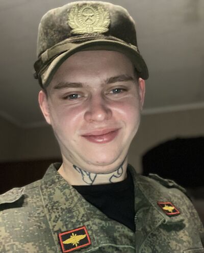  ,   Konstantin, 22 ,   ,   , c 