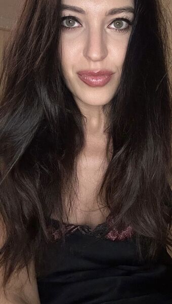  ,   IRISHA, 39 ,     