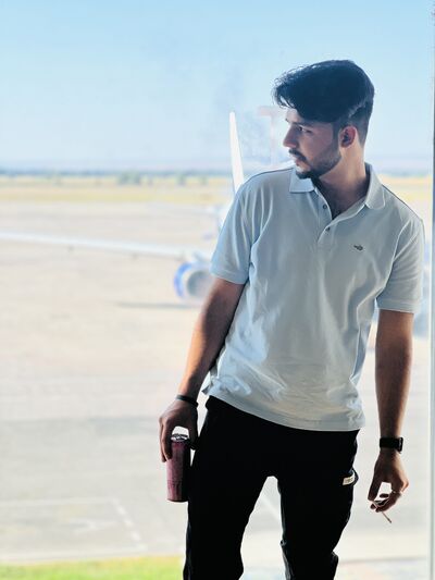  ,   Ali, 24 ,   ,   