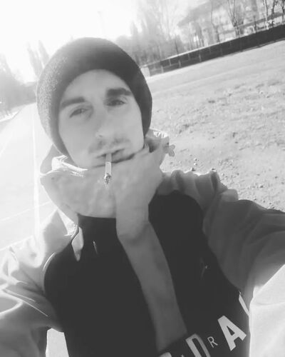 ,   Eduard, 26 ,   c 
