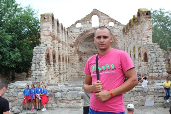  ,   Wenom, 40 ,   