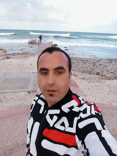  ,   Basset, 45 ,   ,   , c 