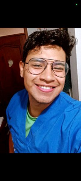  Quito,   Michel, 24 ,   ,   