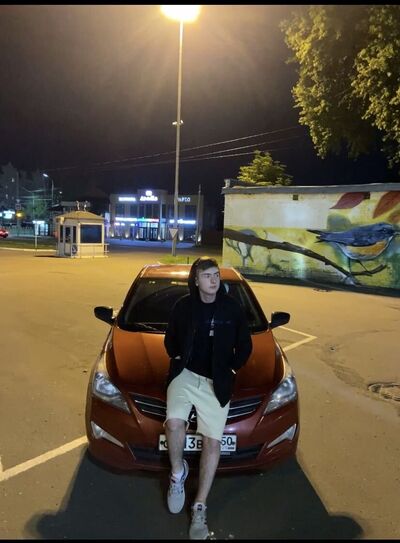  ,   Anton, 21 ,   ,   , c 