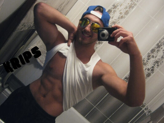  ,   Nick, 28 ,   