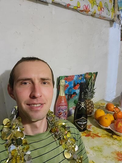  ,   Denis, 38 ,     , c 