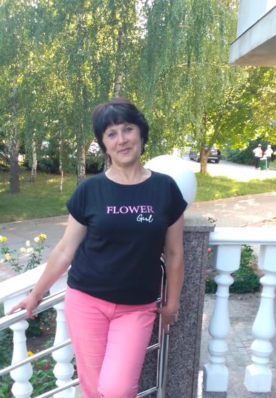  ,   Zoja, 54 ,   c 