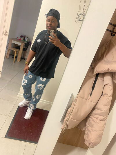  Frankfurt am Main,   Javier, 26 ,   ,   