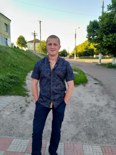  ,   Valik, 39 ,   