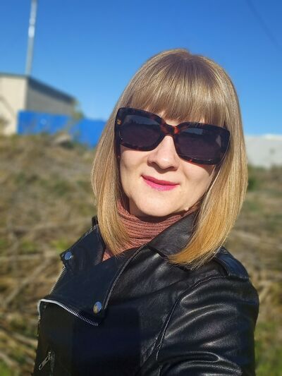  ,   Nade, 45 ,     , c 