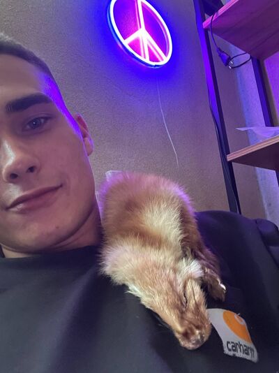  ,   Dima, 22 ,   ,   