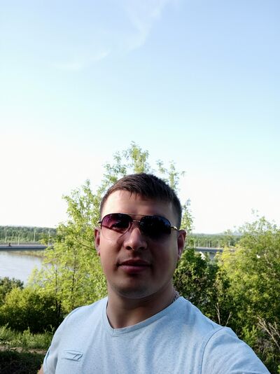  ,   Vladimir, 37 ,   ,   
