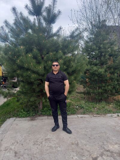  ,   Grigor, 41 ,   ,   