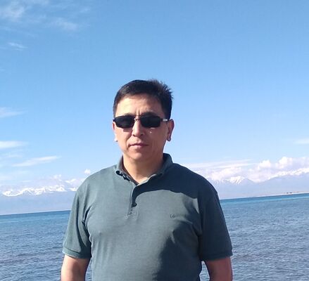  ,   Umar, 49 ,   c 
