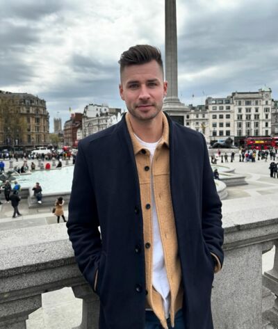  ,   Donald Jan, 43 ,   c 