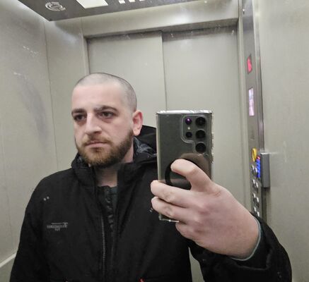  ,   Avtandil, 33 ,   ,   , c 