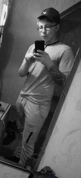  ,   Alexander, 28 ,   ,   