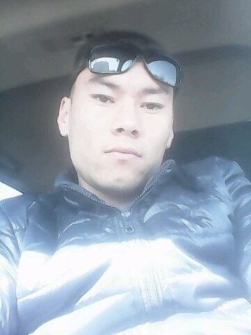  ,   Emil, 35 ,   