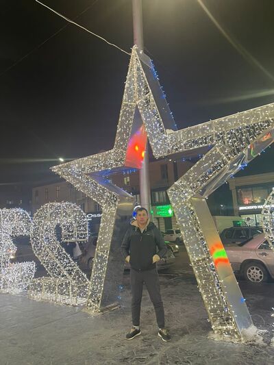  ,   Azamat, 33 ,  