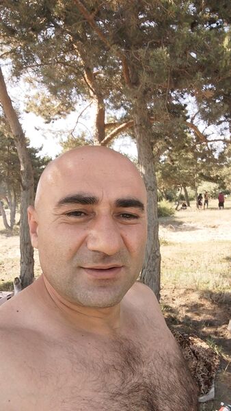  ,   Tigran, 43 ,   ,   