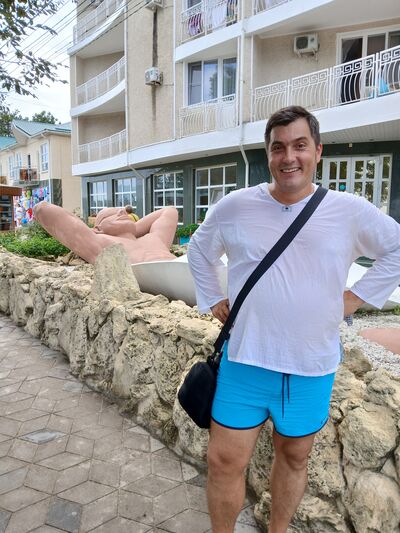 ,   Viktor, 40 ,   ,   , c , 