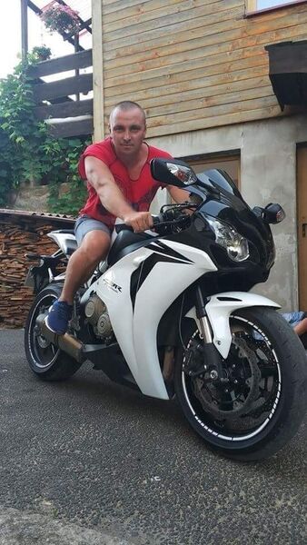  Palais-Bourbon,   , 46 ,   