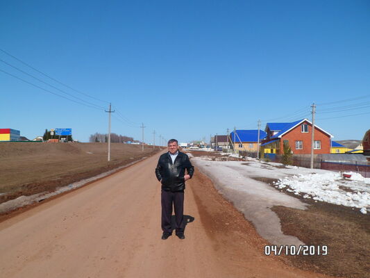  ,   Ilya, 48 ,   ,   , c 