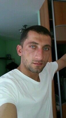  18293165  Arman, 37 ,    