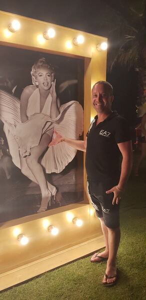  ,   Eduard, 41 ,  