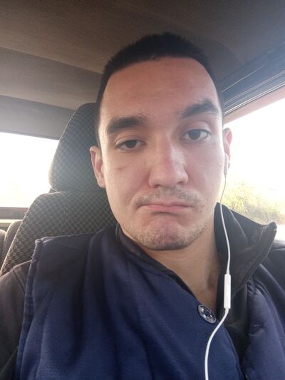  ,   Alan, 27 ,   ,   