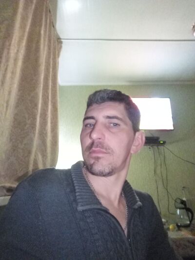  ,   Ը, 42 ,     , c , 