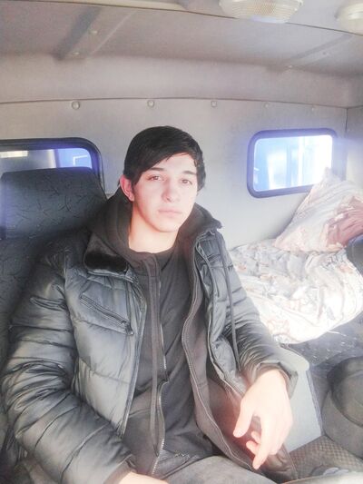  ,   Rasul, 21 ,     