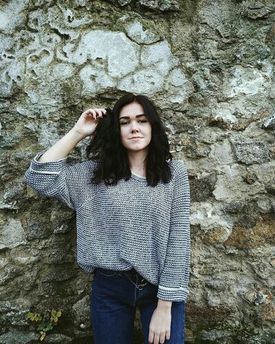  ,   Valya, 25 ,   ,   , c 