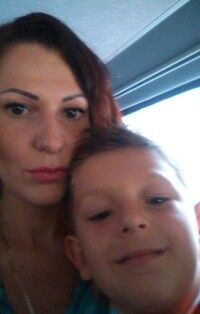  ,   Larunichka, 44 ,   ,   , c 
