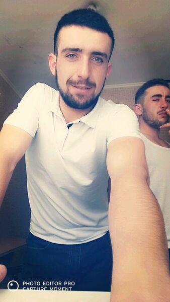  -,   Aro, 33 ,   ,   , c 