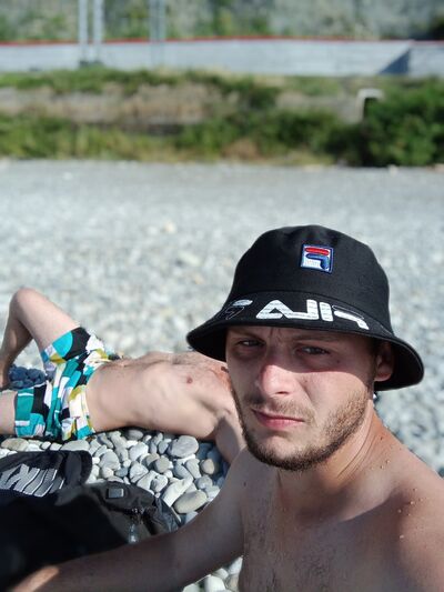  ,   Alex twenty, 29 ,   ,   