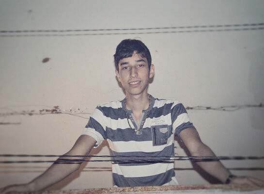  ,   Artur, 28 ,   ,   , c 