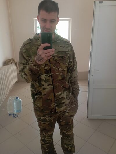  --,   Sergei, 31 ,   ,   , c , 