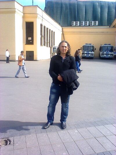  ,   Aziz, 49 ,   ,   , c 