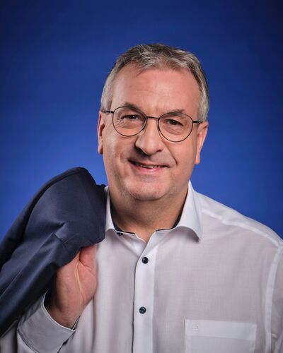  ,   Jurgen Gunth, 57 ,   ,   , c , 