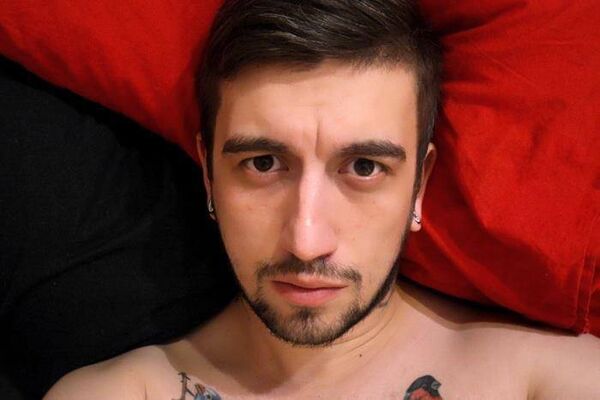  ,   Alex, 21 ,   ,   
