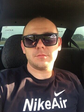  ,   Vitalik, 28 ,   ,   