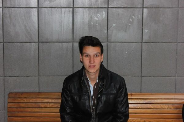  -,   Alex, 34 ,   ,   