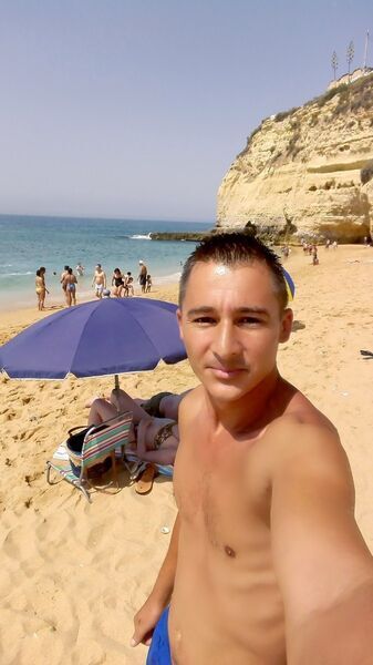  ,   Alex, 37 ,   ,   , c , 