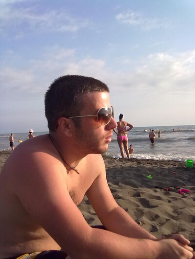  ,   Niko, 38 ,   