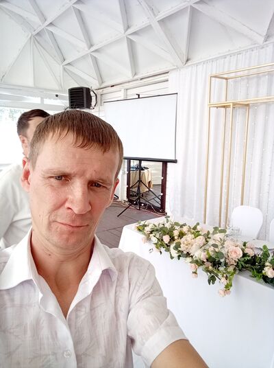  ,   Greg, 44 ,   ,   