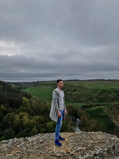  ,   Alex, 32 ,   ,   , c , 