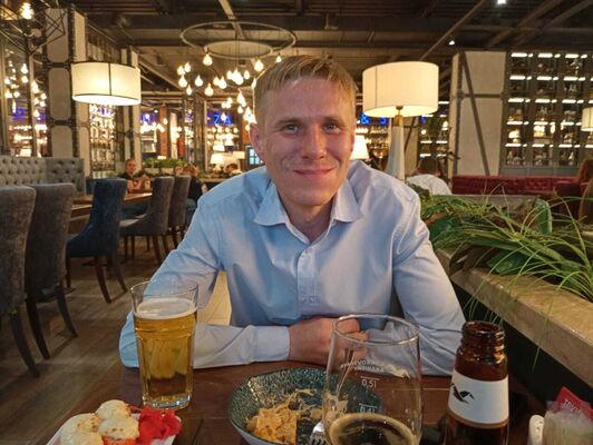  ,   Denis, 37 ,   ,   , c , 